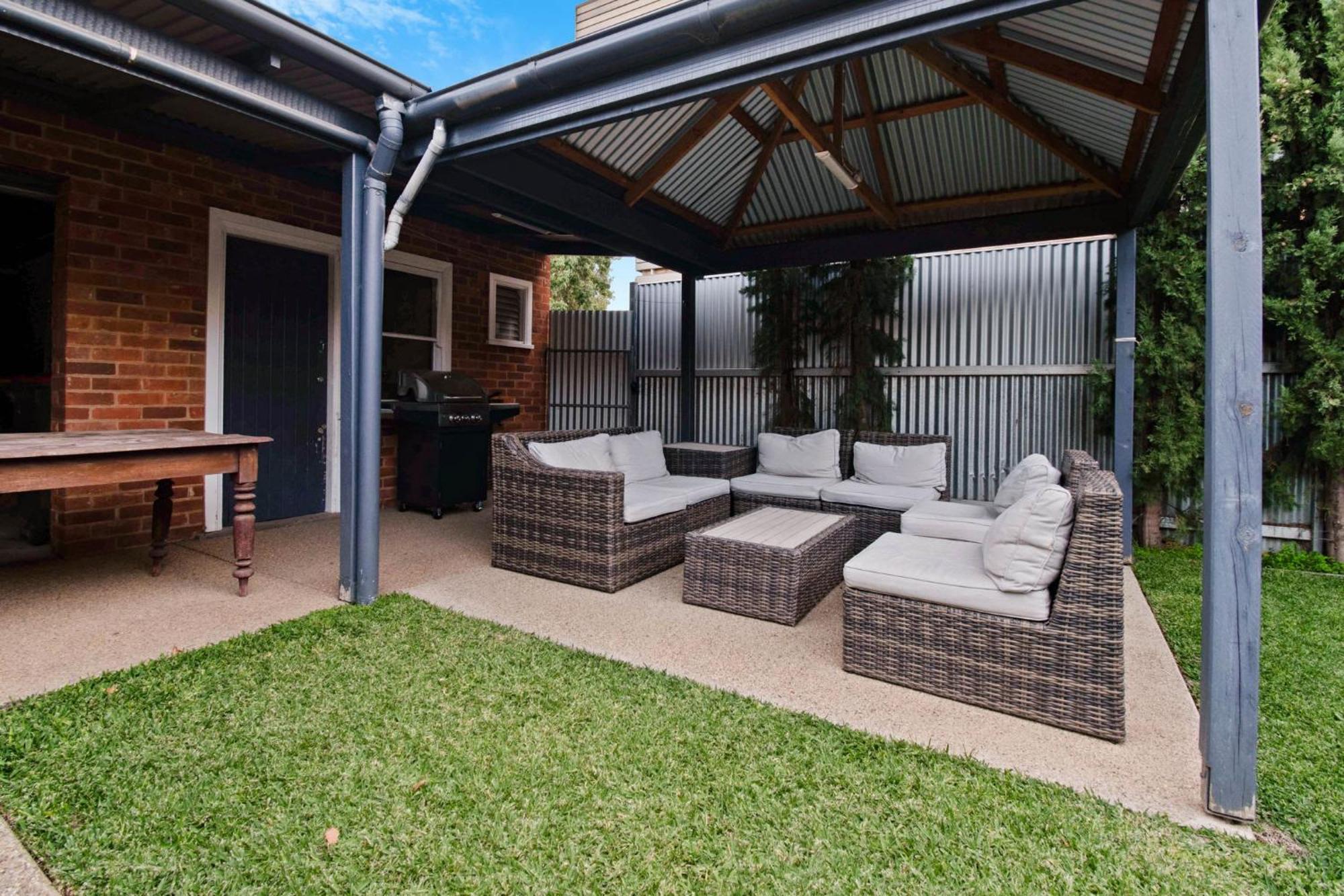 The Hideaway - Charming Cottage, Entertaining Area Wagga Wagga Exterior foto